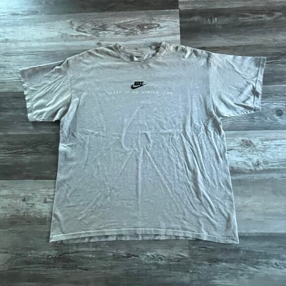 vintage y2k 2000s nike silver tag There is No Finish line Quote Swoosh T-shirt - Picture 2 of 9